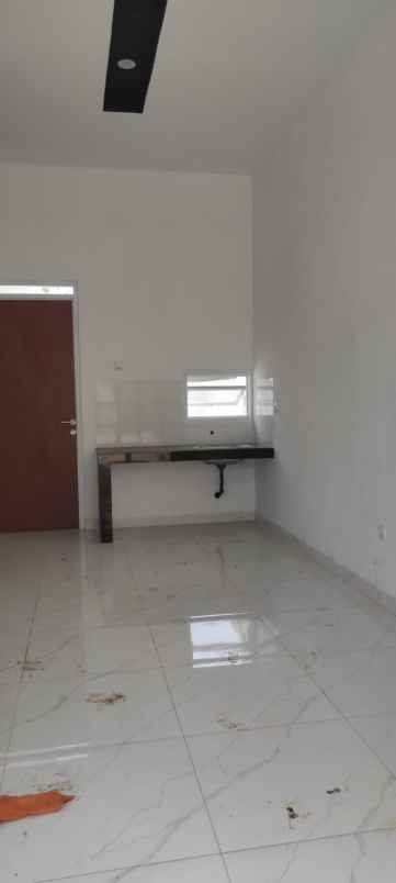 dijual rumah komplek taman bunga cilame