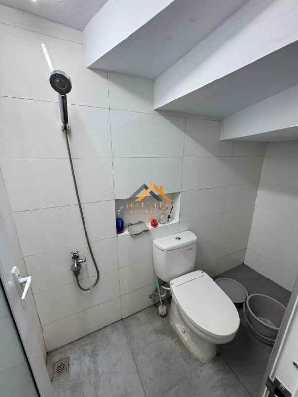 dijual rumah komplek villa rukun mas