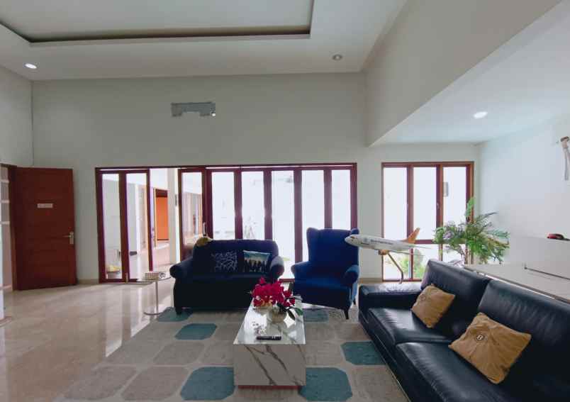 dijual rumah kreo larangan cileduk