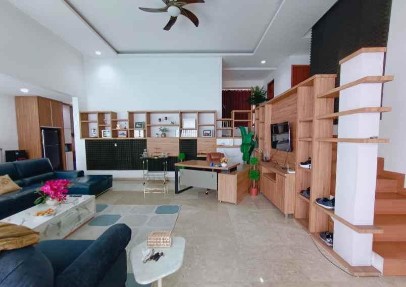 dijual rumah kreo larangan cileduk