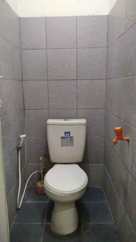 dijual rumah kuningan