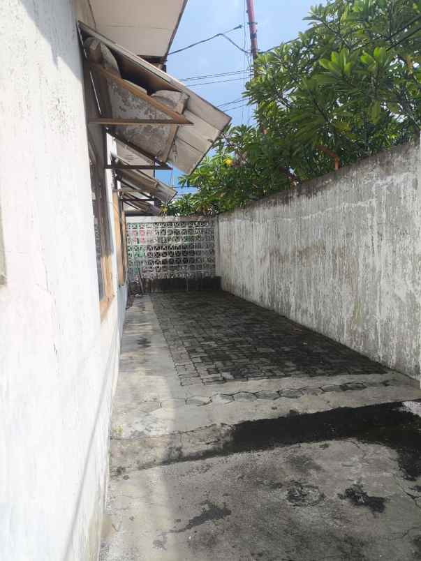 dijual rumah kutisari