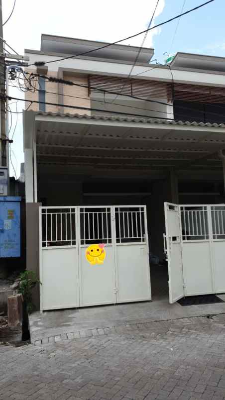 dijual rumah lebak indah