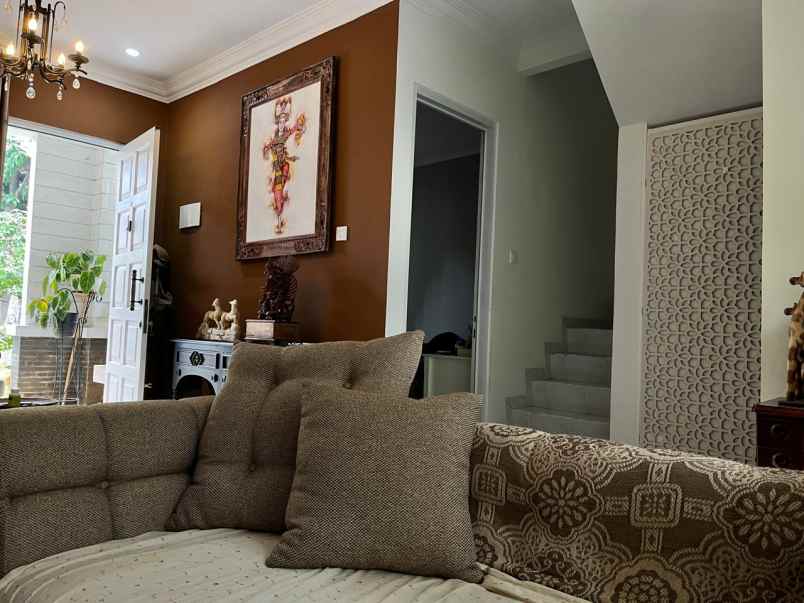 dijual rumah legenda wisata