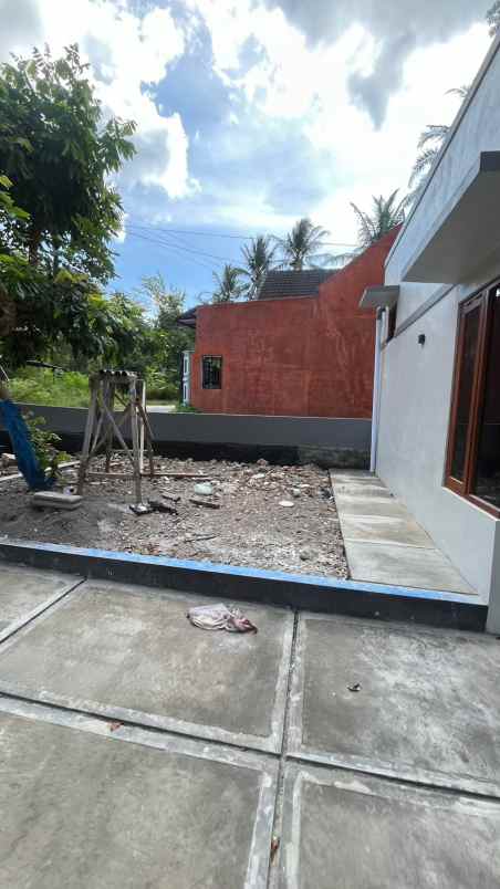 dijual rumah lemahdadi