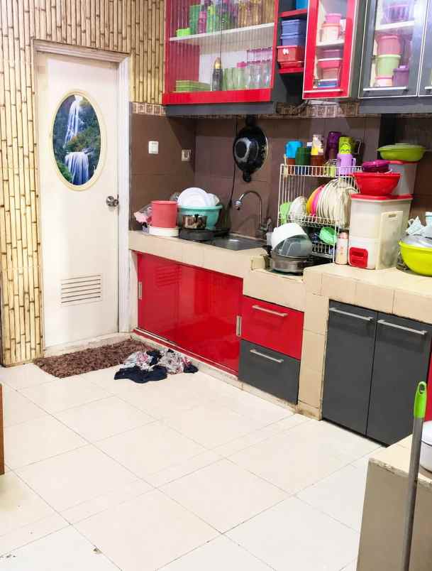 dijual rumah lokasi eksklusif jingga
