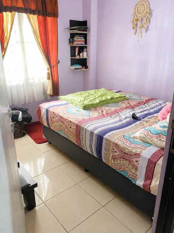dijual rumah lokasi eksklusif jingga