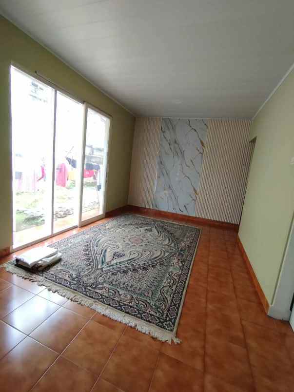 dijual rumah luas kios di tangkapan jaya