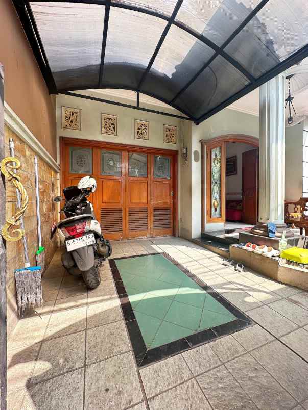 dijual rumah malaka