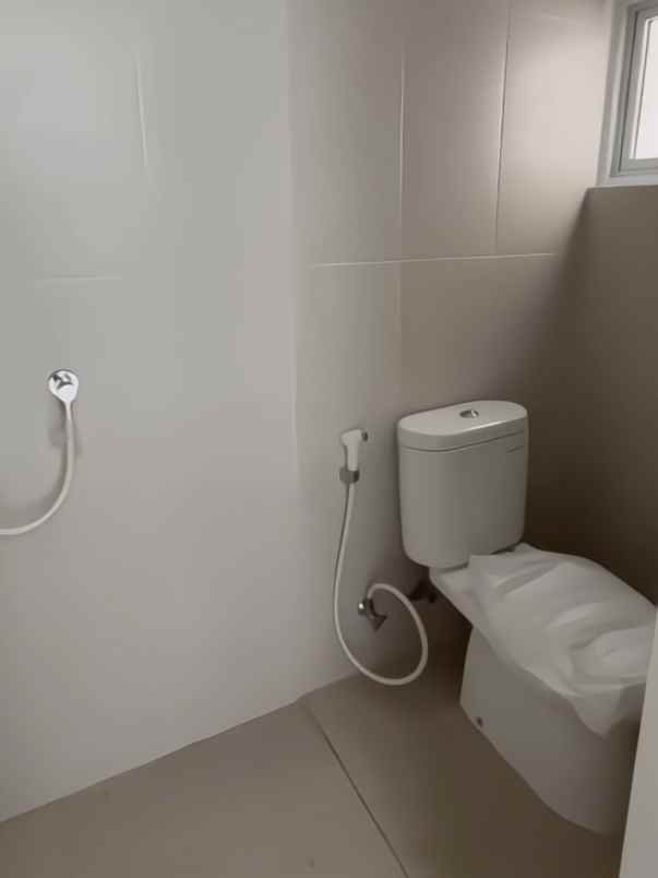 dijual rumah manyaran