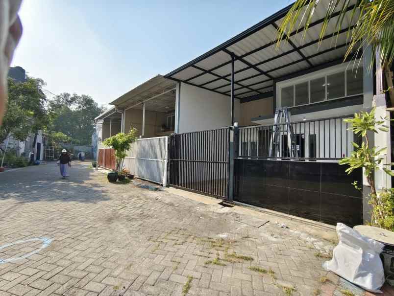 dijual rumah medayu utara