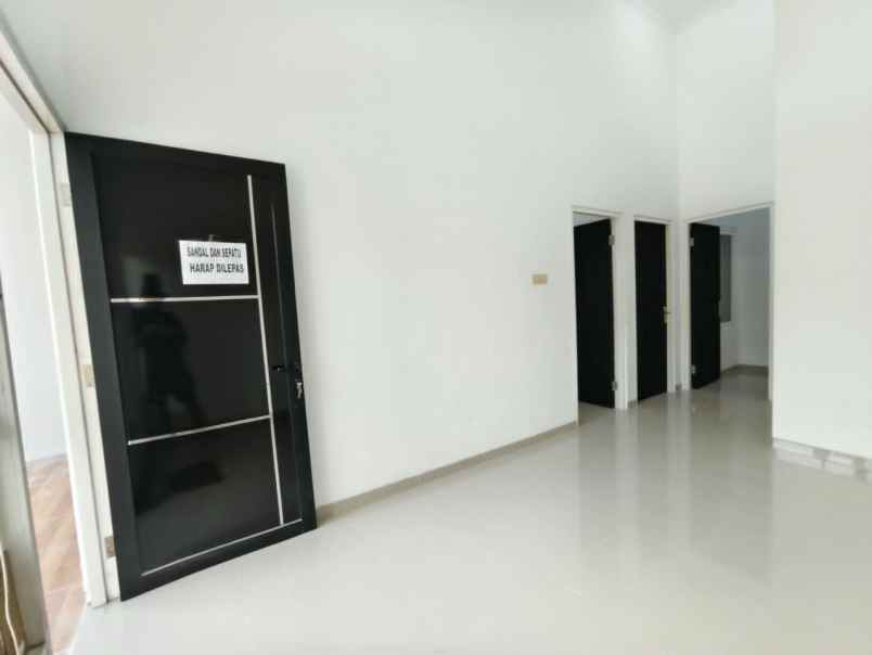 dijual rumah medayu utara