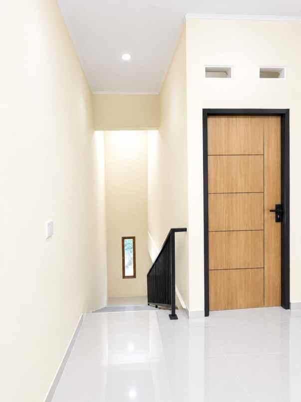dijual rumah medokan sawah surabaya timur