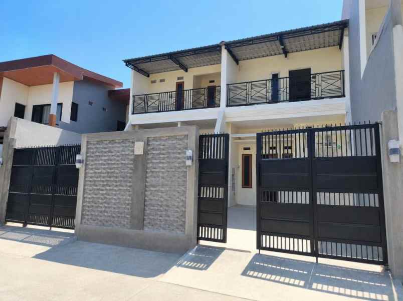 dijual rumah medokan sawah surabaya timur