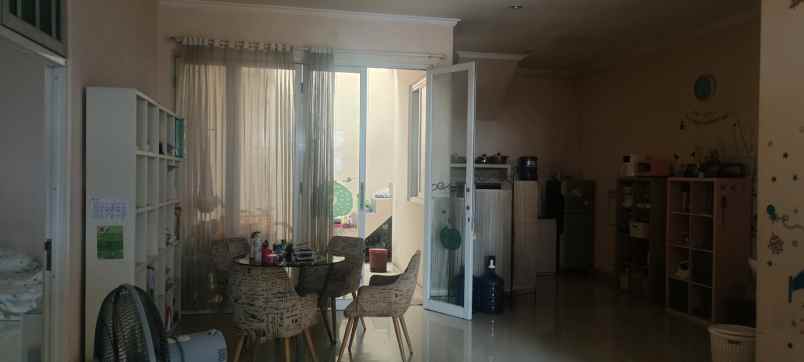 dijual rumah menanggal indah