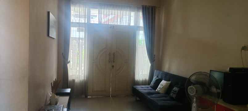 dijual rumah menanggal indah