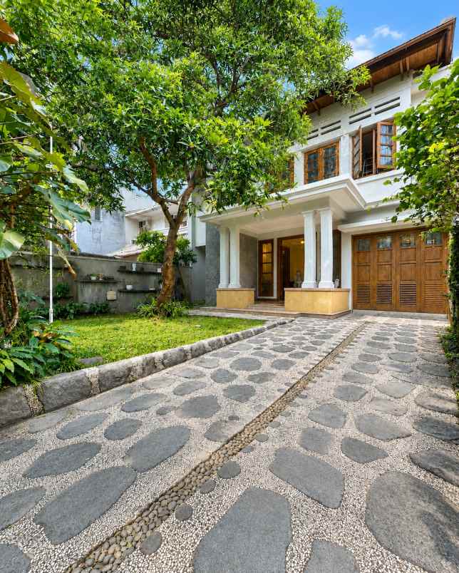 dijual rumah menteng
