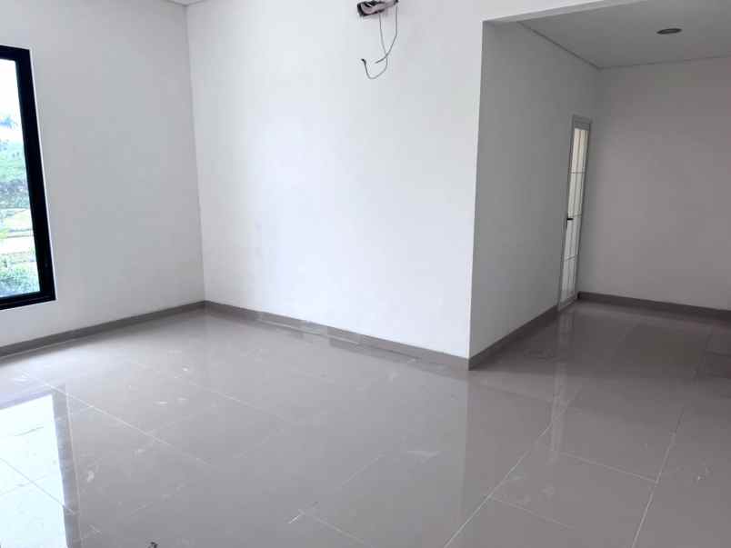 dijual rumah metland menteng cakung