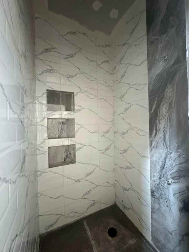 dijual rumah minimalis lokasi cluster kendal sari