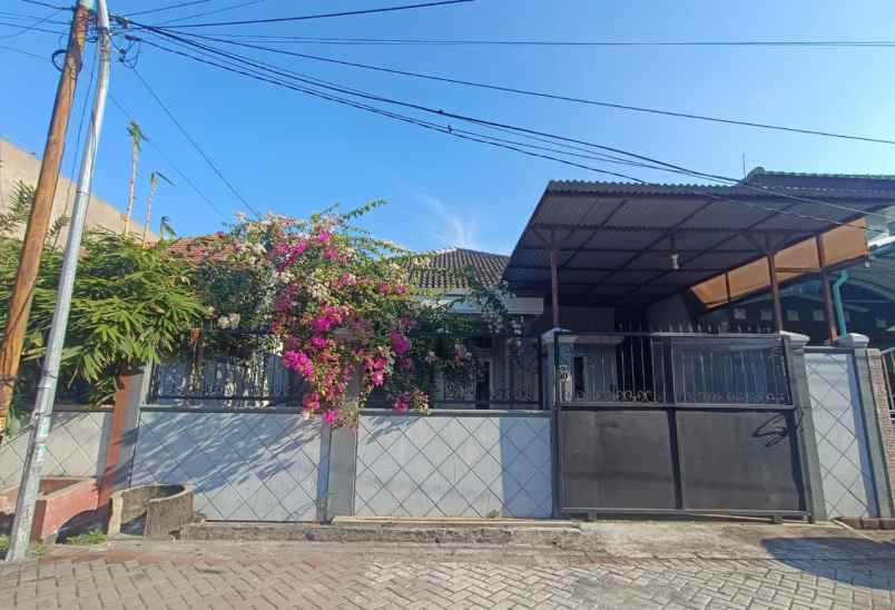 dijual rumah mojoklanggru