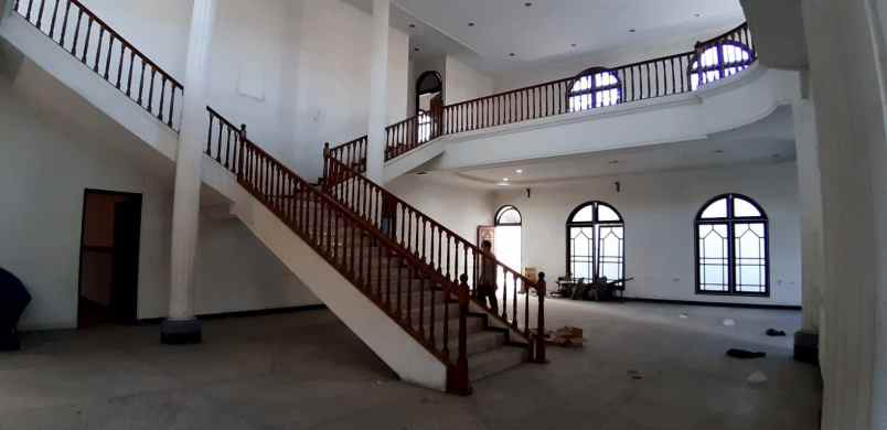 dijual rumah mojoklanggru kidul gubeng