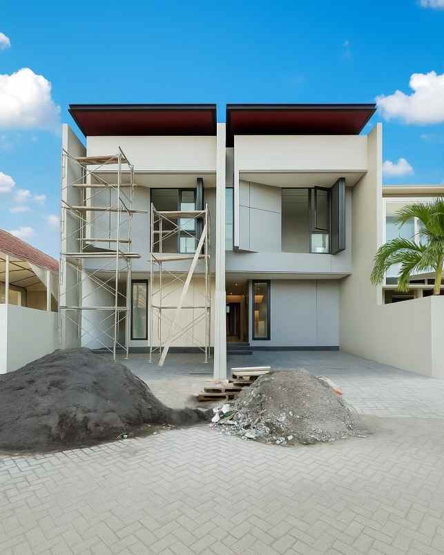 dijual rumah mulyosari prima