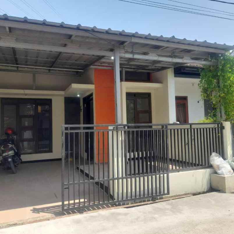 dijual rumah nyaman deket ke kampus upi cibiru bandung