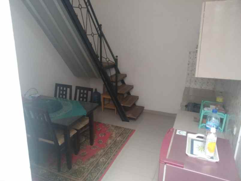 dijual rumah padasuka