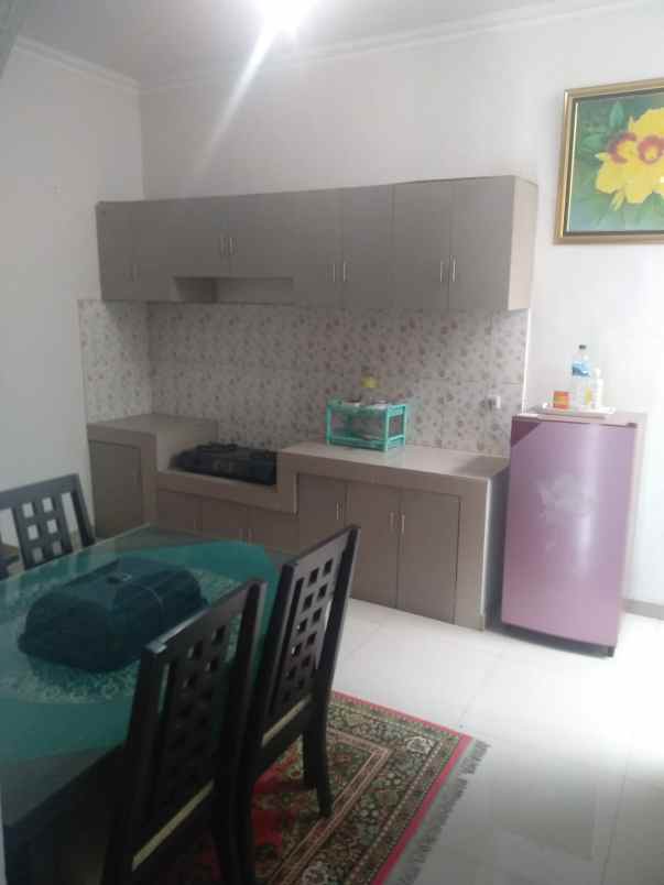 dijual rumah padasuka