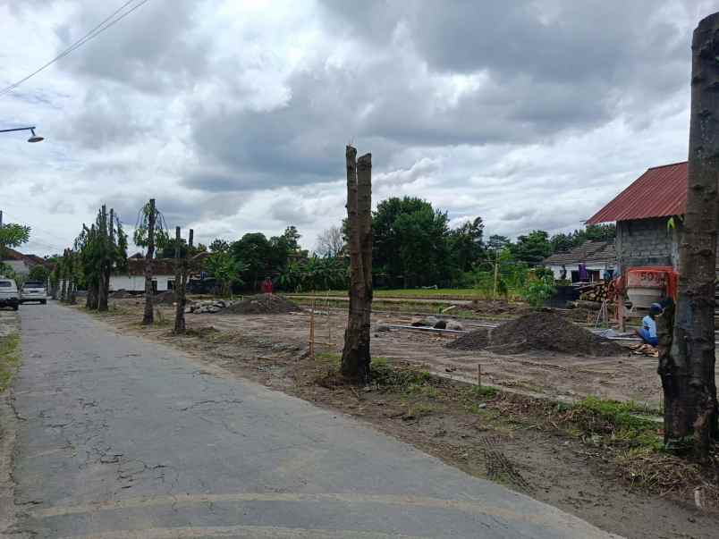 dijual rumah pakem tamanmartani kalasan