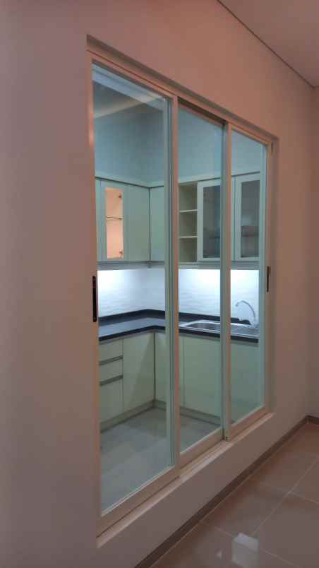 dijual rumah pakuwon city griya asri