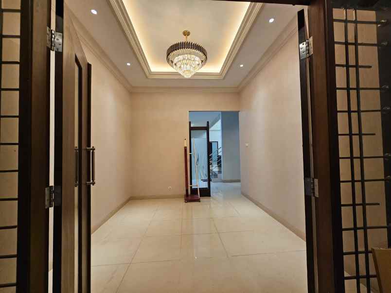 dijual rumah pantai mentari