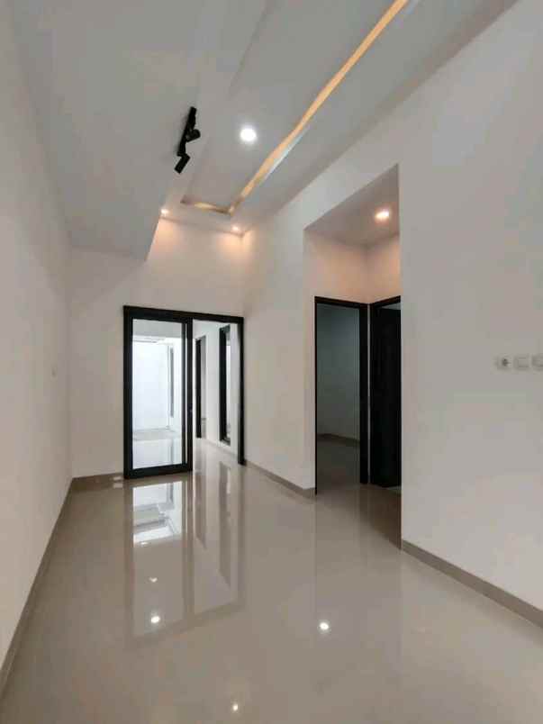 dijual rumah pasar sleman