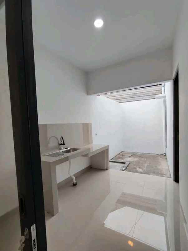 dijual rumah pasar sleman