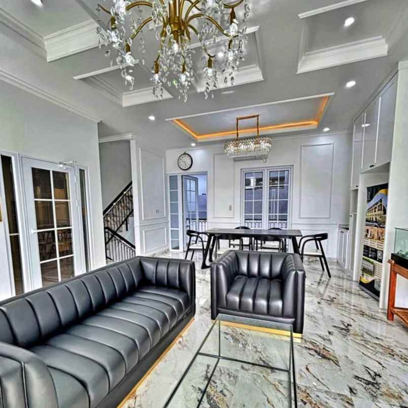 dijual rumah pejaten