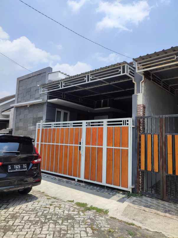 dijual rumah permata sentul