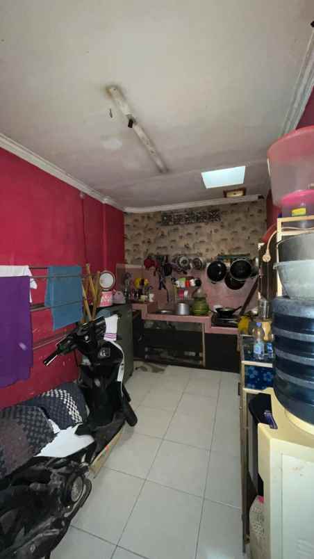 dijual rumah perum kirana cibitung jln