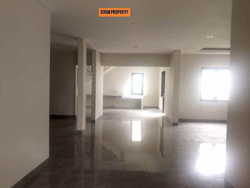 dijual rumah perumahan kota wisata cibubur