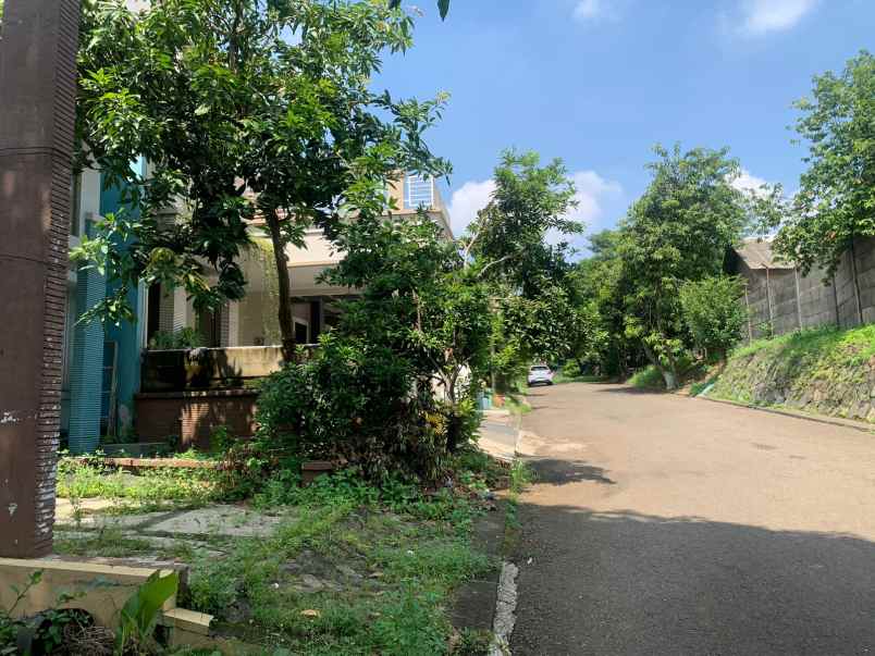 dijual rumah perumahan legenda wisata