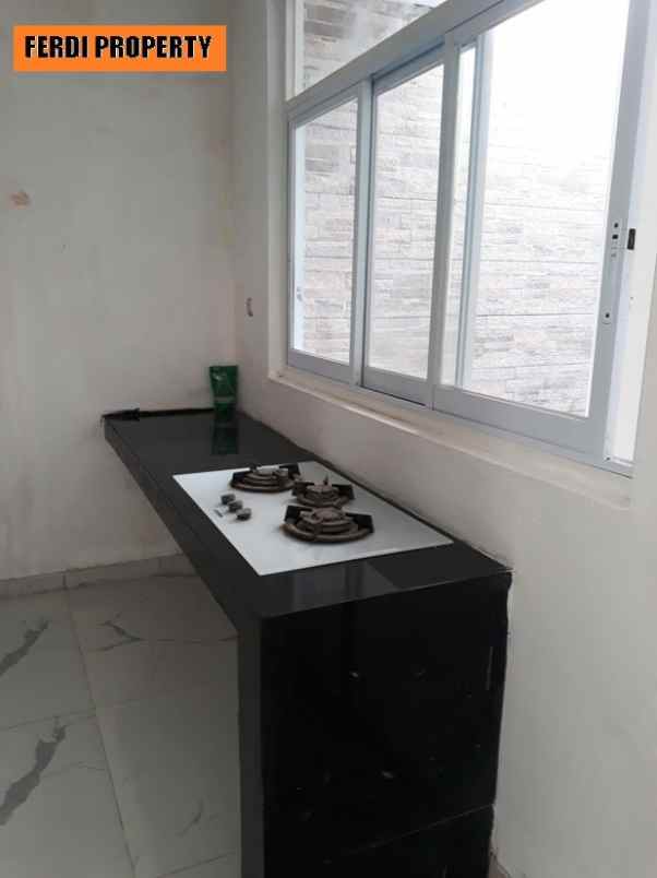 dijual rumah perumahan raffles hills