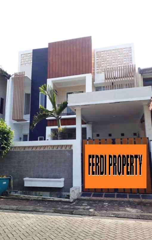 dijual rumah perumahan raffles hills