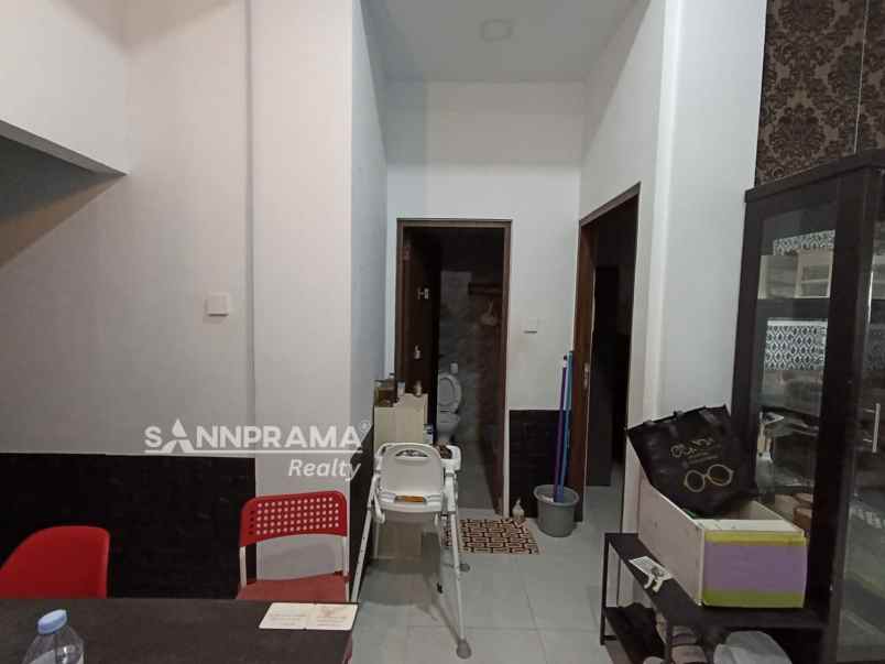 dijual rumah perumahan willa depok asri