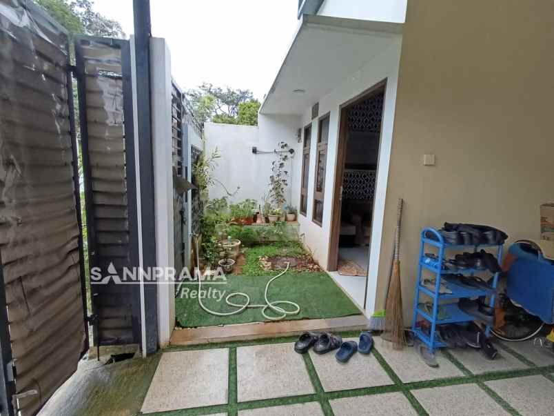 dijual rumah perumahan willa depok asri