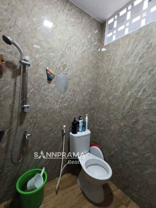 dijual rumah perumahan willa depok asri