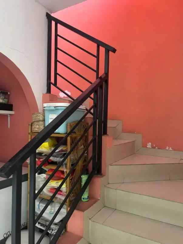 dijual rumah pesanggrahan
