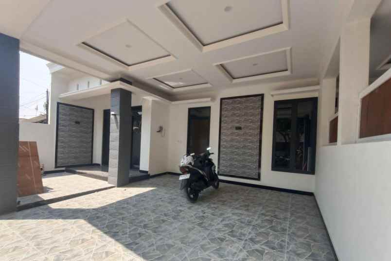 dijual rumah pgri