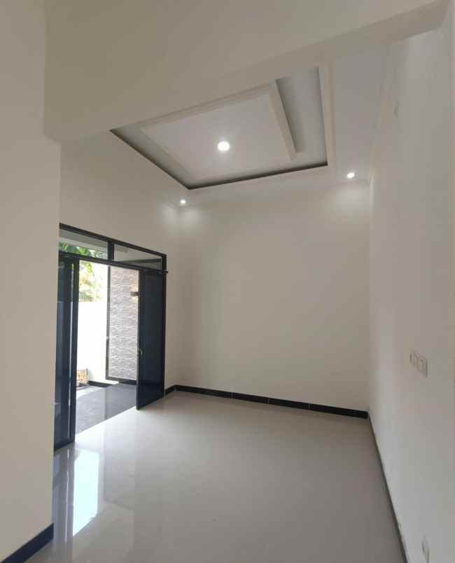 dijual rumah pgri