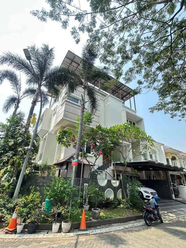dijual rumah pik 1