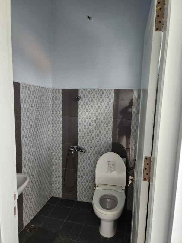 dijual rumah ploso timur