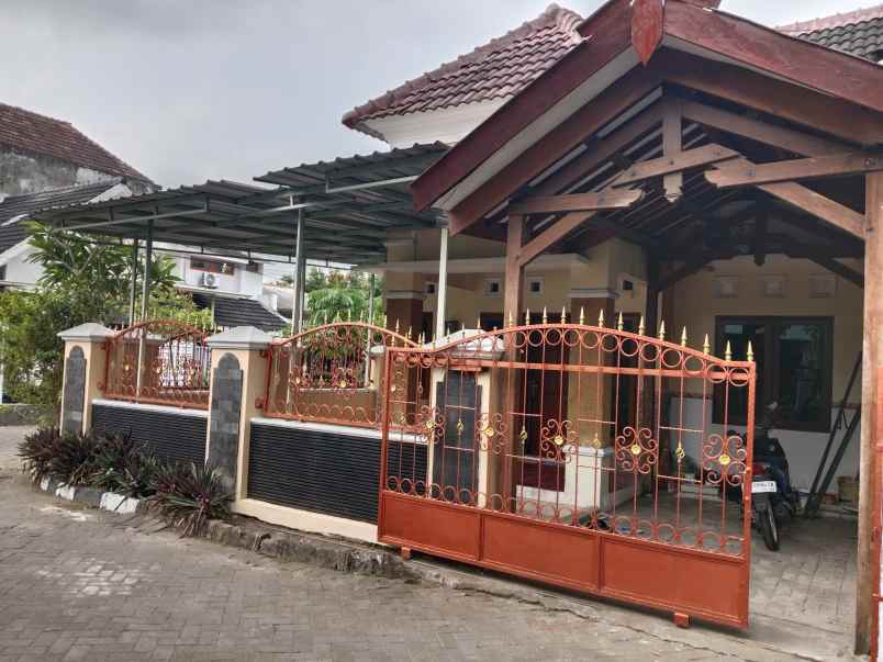 dijual rumah polres sleman